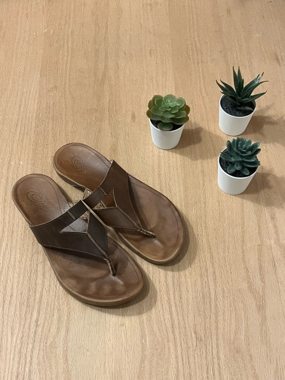 OluKai Lala Brown Leather Flip Flop Sandals